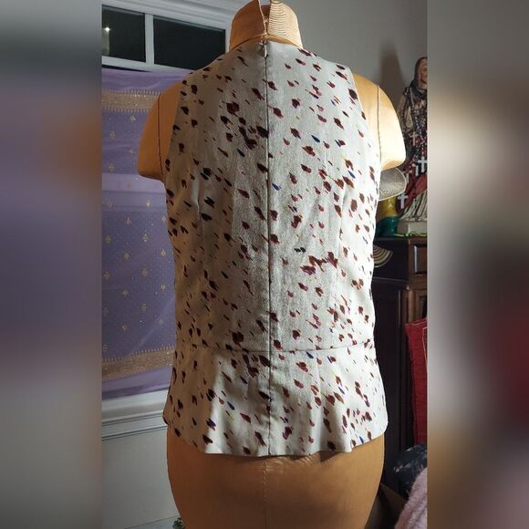 Ann Taylor Cutaway Keyhole Shell Blouse Cobbled Path Print Color - Picture 7 of 11